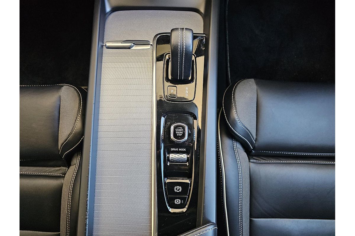 2021 Volvo XC60 T8 Polestar