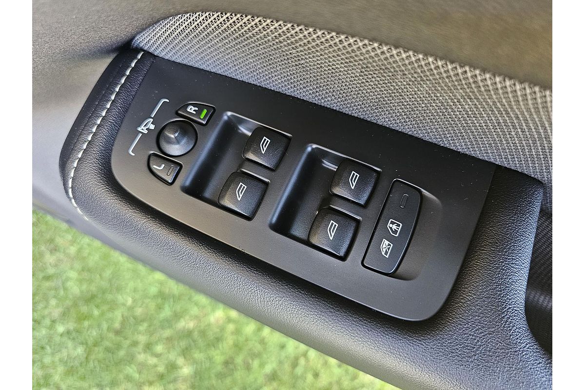 2021 Volvo XC60 T8 Polestar