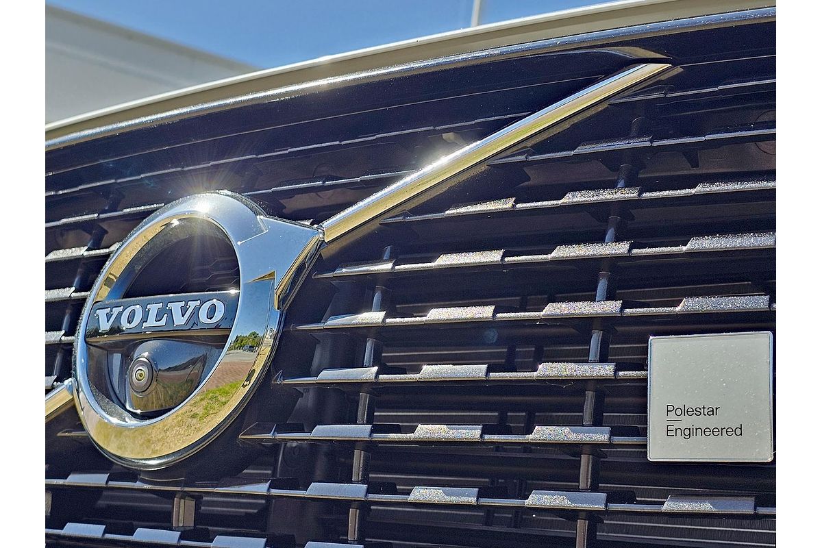 2021 Volvo XC60 T8 Polestar