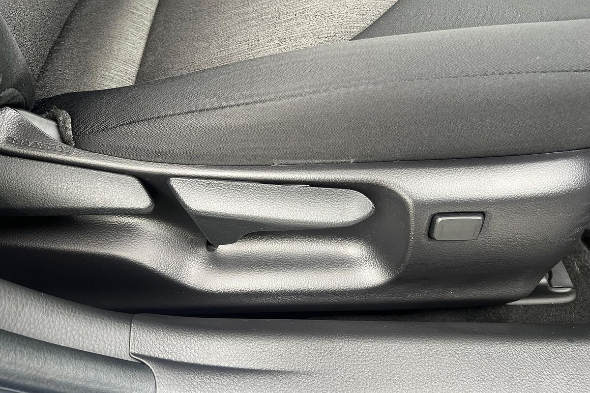 2022 Toyota Camry Ascent AXVH70R