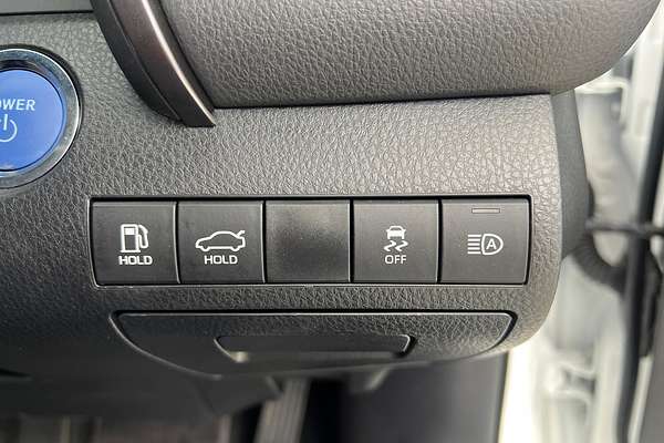 2022 Toyota Camry Ascent AXVH70R