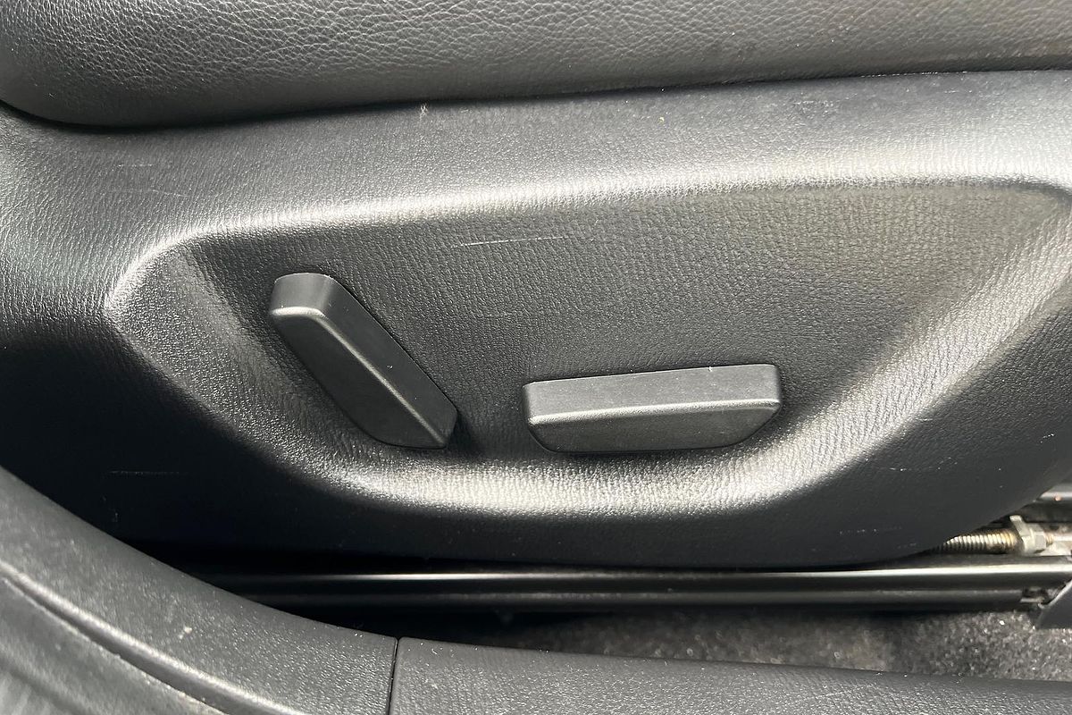 2014 Mazda 3 MAZDA3 SP25 ASTINA 300JAS4S