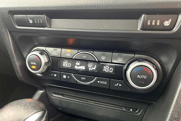 2014 Mazda 3 MAZDA3 SP25 ASTINA 300JAS4S