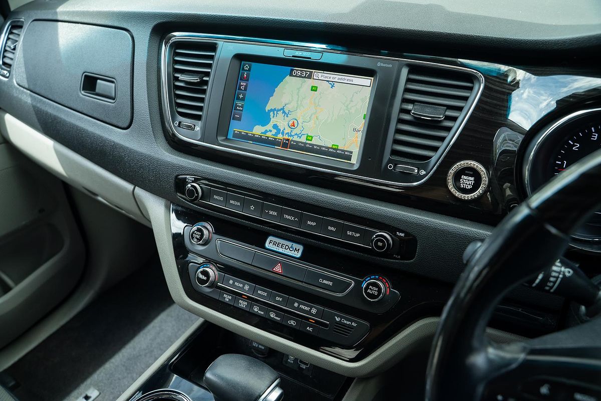 2018 Kia Carnival Platinum YP