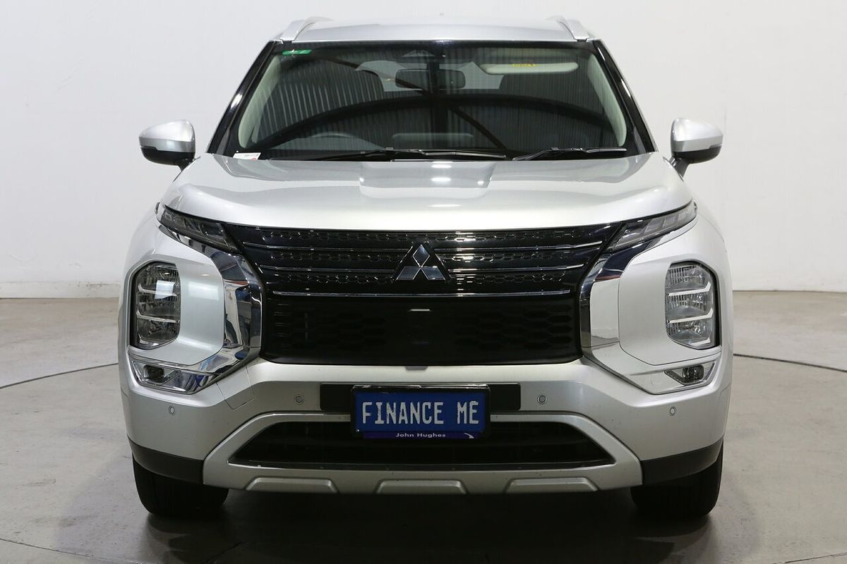 2025 Mitsubishi Outlander LS ZM