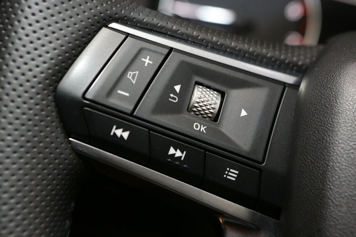 2025 Mitsubishi Outlander LS ZM