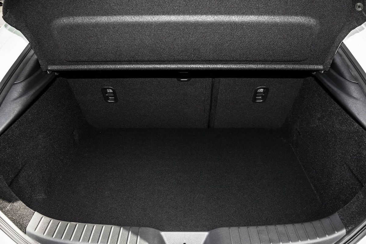 2025 Mazda 3 G20 Touring BP Series