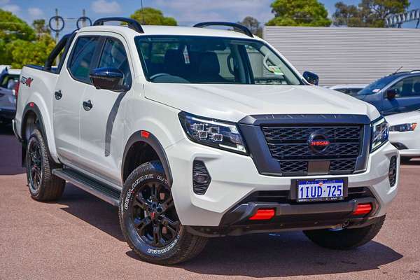 2024 Nissan Navara PRO-4X Warrior D23 4X4