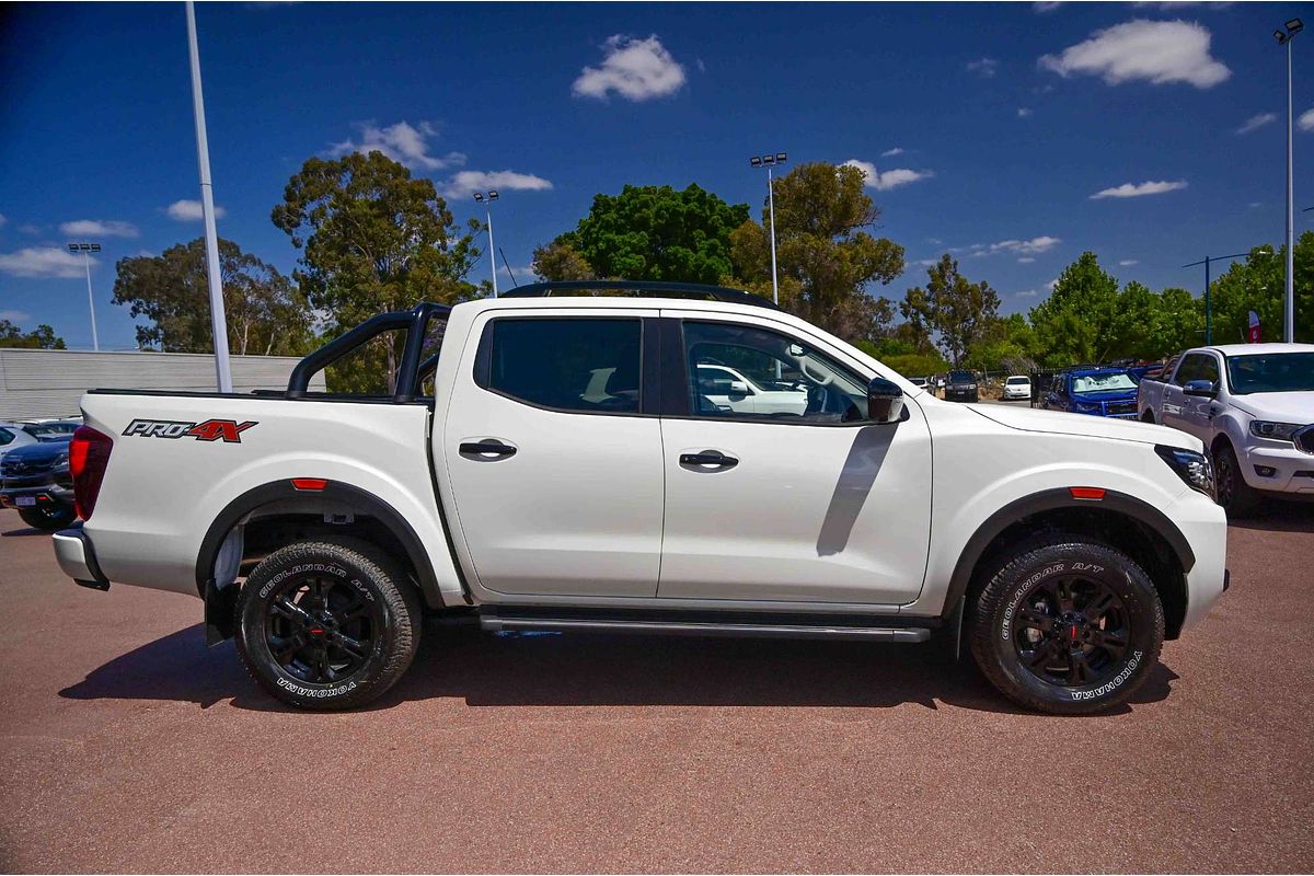 2024 Nissan Navara PRO-4X Warrior D23 4X4