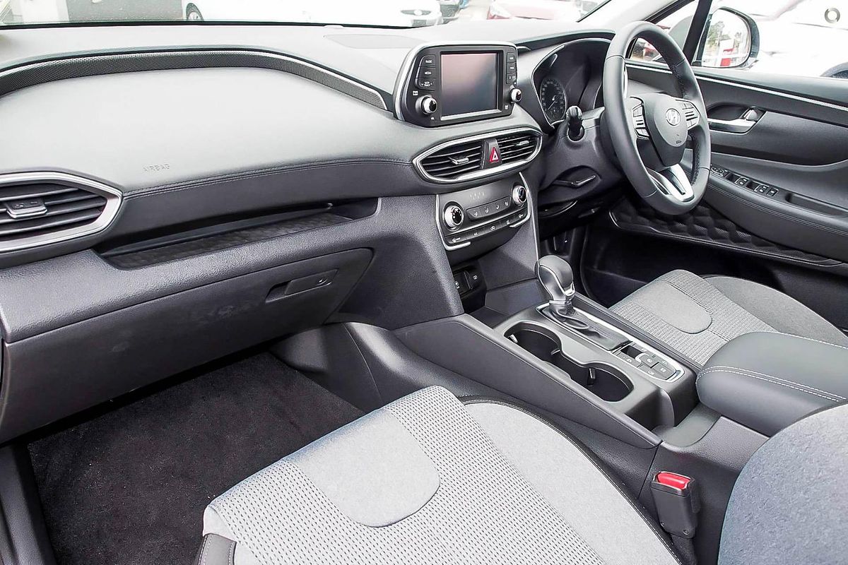 2020 Hyundai Santa Fe Active TM.2