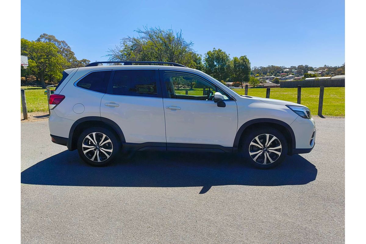 2020 Subaru Forester 2.5i Premium S5