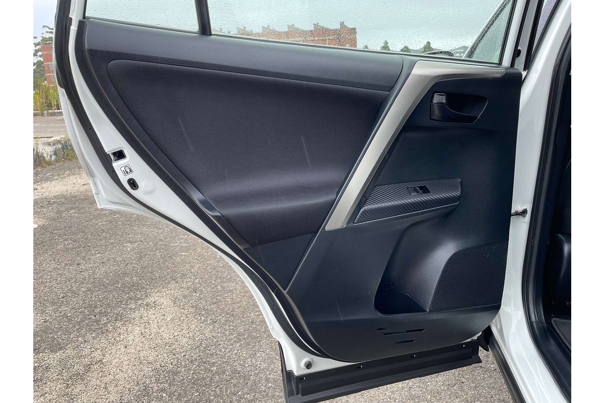 2015 Toyota RAV4 GX ZSA42R