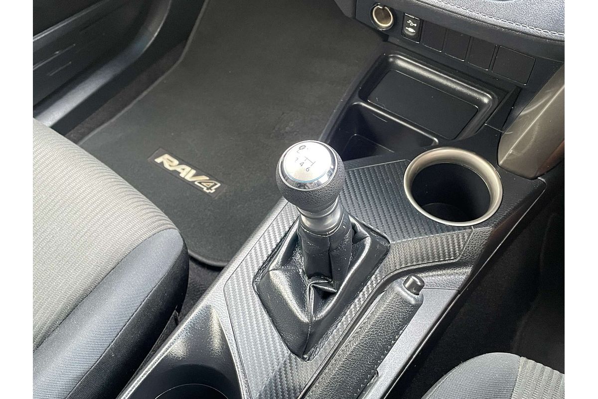 2015 Toyota RAV4 GX ZSA42R