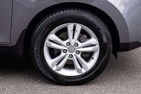 2013 Hyundai ix35 Active LM2
