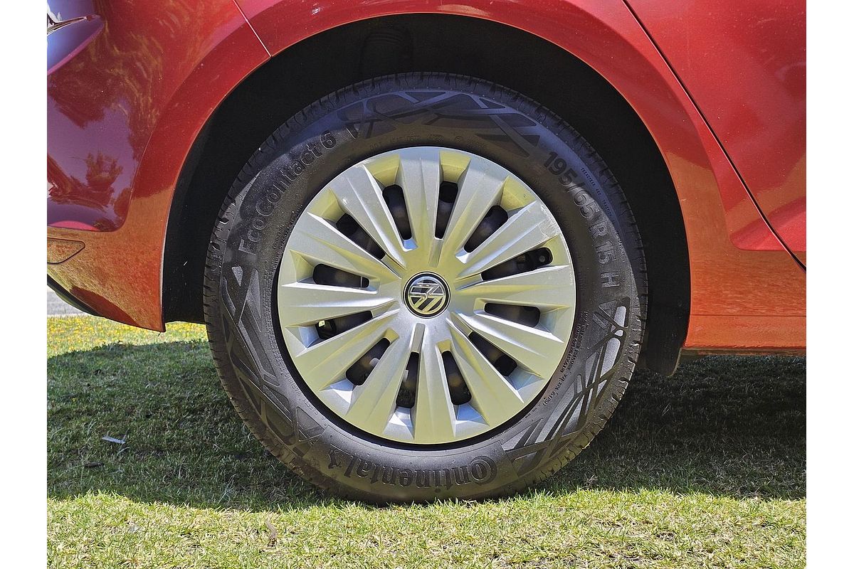 2014 Volkswagen Golf 90TSI 7