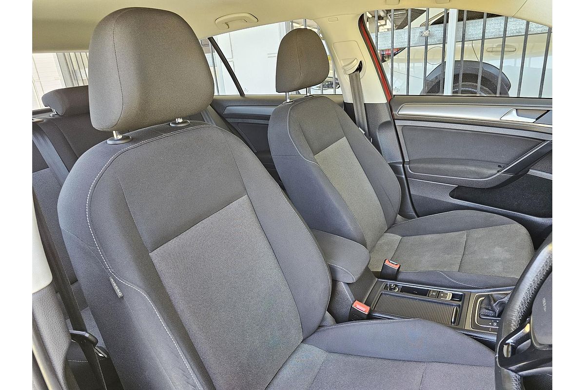 2014 Volkswagen Golf 90TSI 7