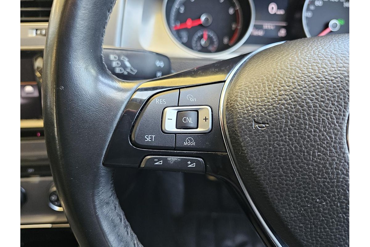 2014 Volkswagen Golf 90TSI 7