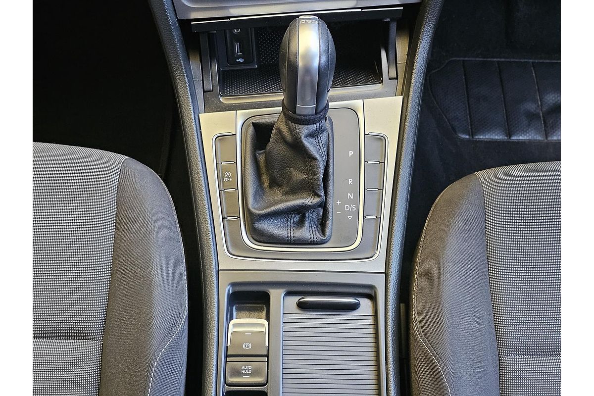 2014 Volkswagen Golf 90TSI 7