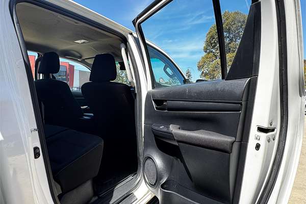 2021 Toyota Hilux SR GUN126R 4X4