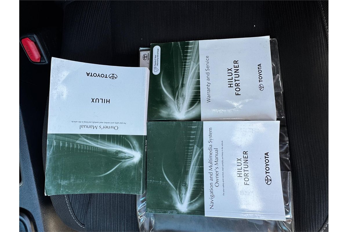 2021 Toyota Hilux SR GUN126R 4X4