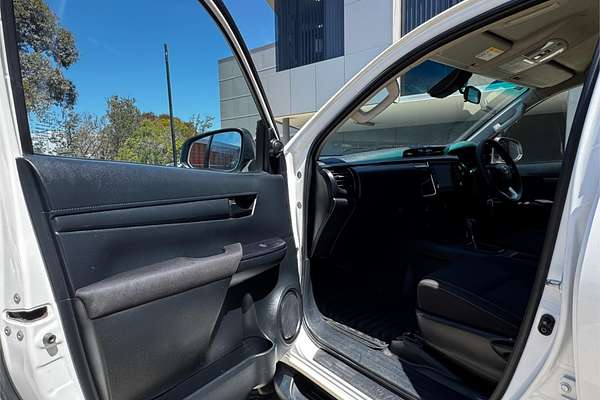 2021 Toyota Hilux SR GUN126R 4X4