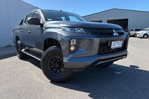 2019 Mitsubishi Triton GLX+ MR 4X4
