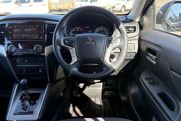 2019 Mitsubishi Triton GLX+ MR 4X4