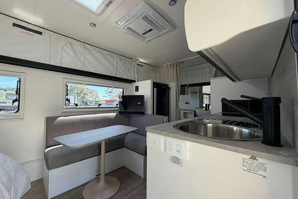 2025 Jayco Starcraft 16.67-5.Sc-My26