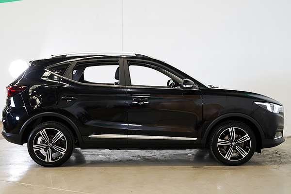 2021 MG ZS Essence AZS1