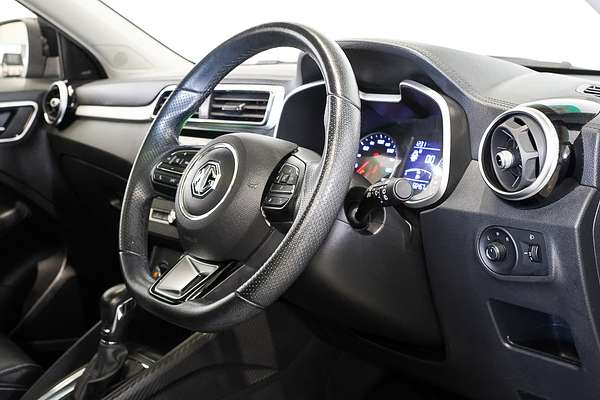 2021 MG ZS Essence AZS1