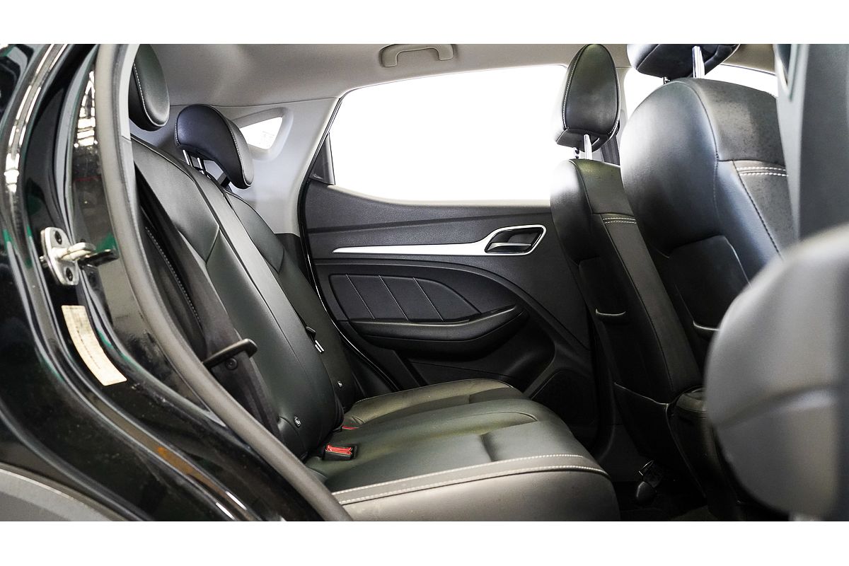 2021 MG ZS Essence AZS1