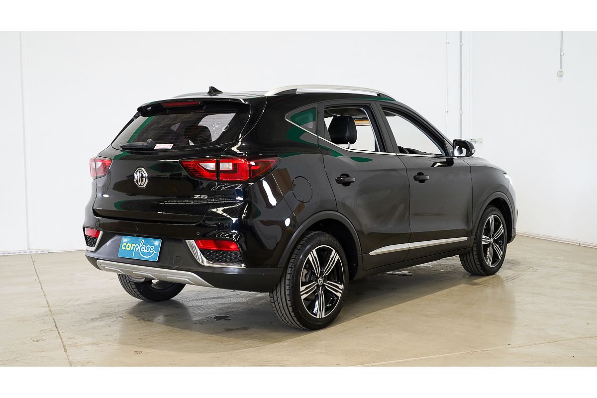 2021 MG ZS Essence AZS1