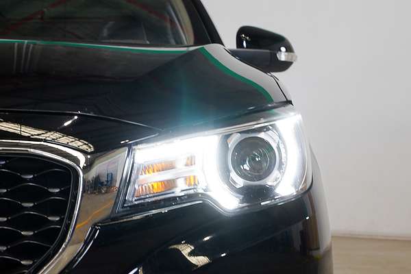 2021 MG ZS Essence AZS1