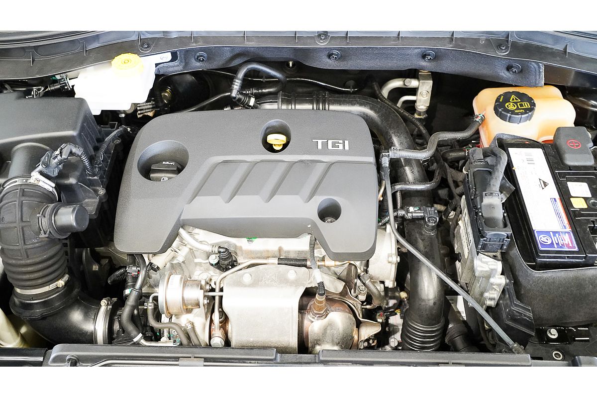 2021 MG ZS Essence AZS1