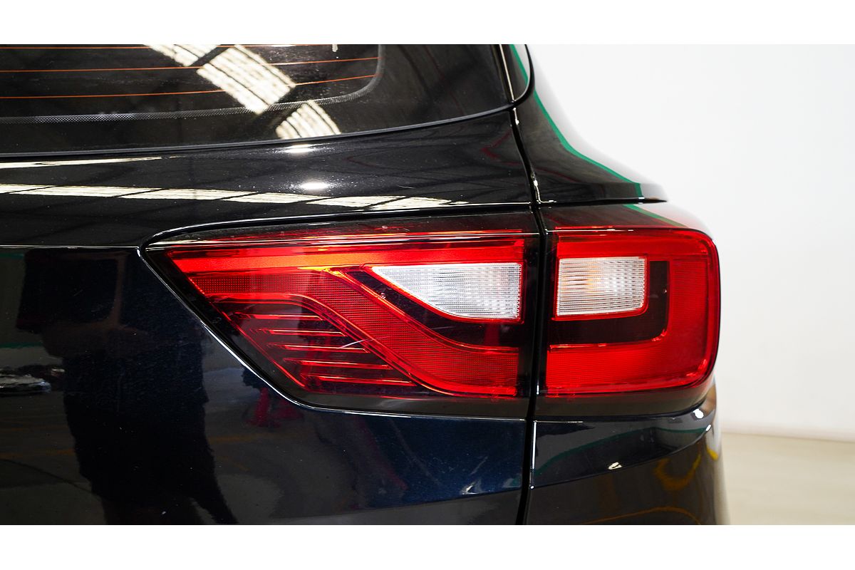 2021 MG ZS Essence AZS1