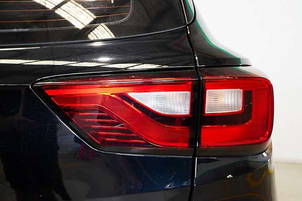 2021 MG ZS Essence AZS1