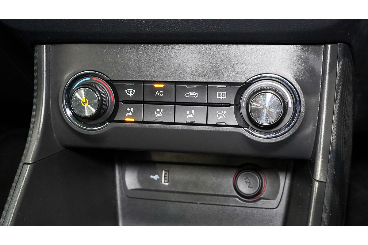 2021 MG ZS Essence AZS1