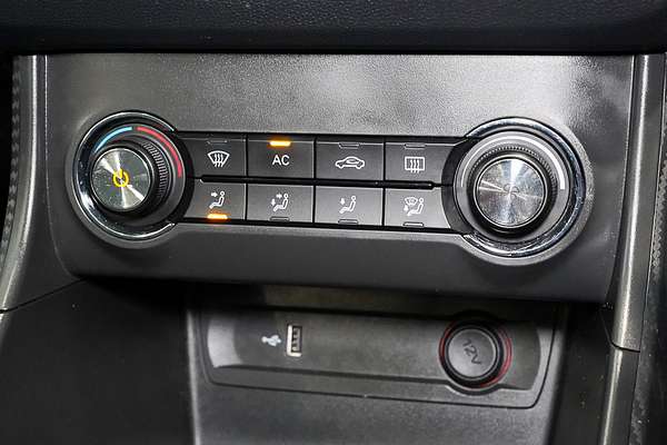 2021 MG ZS Essence AZS1