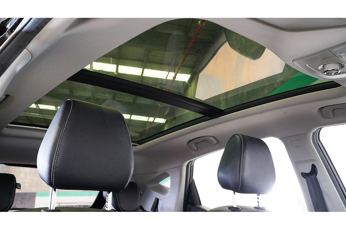 2021 MG ZS Essence AZS1