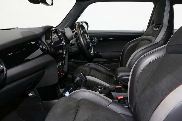 2022 MINI Hatch John Cooper Works Classic F56 LCI-2