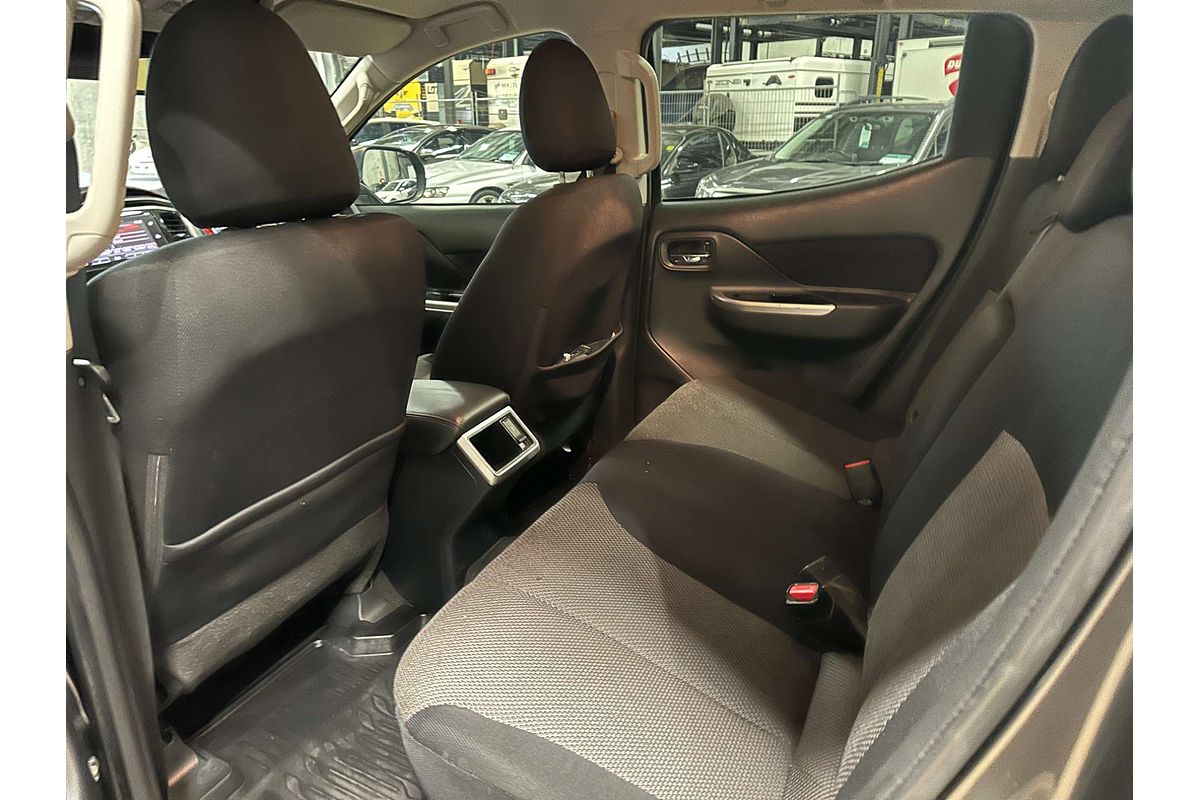 2018 Mitsubishi Triton GLS MR 4X4