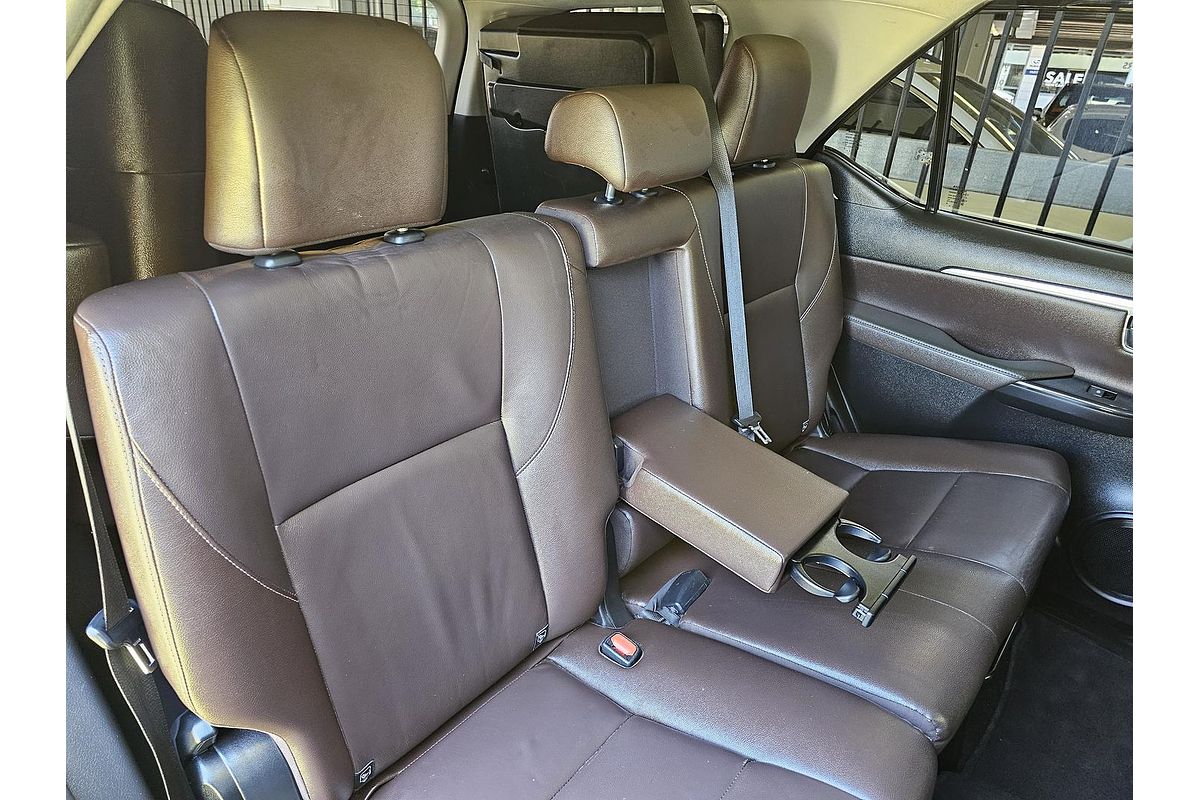 2018 Toyota Fortuner Crusade GUN156R