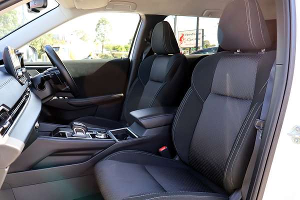 2024 Mitsubishi Outlander LS ZM