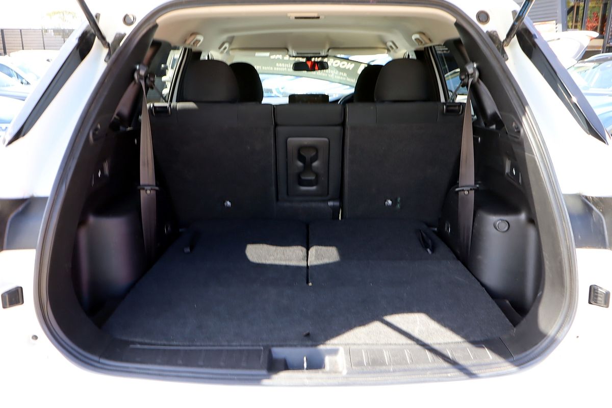 2024 Mitsubishi Outlander LS ZM