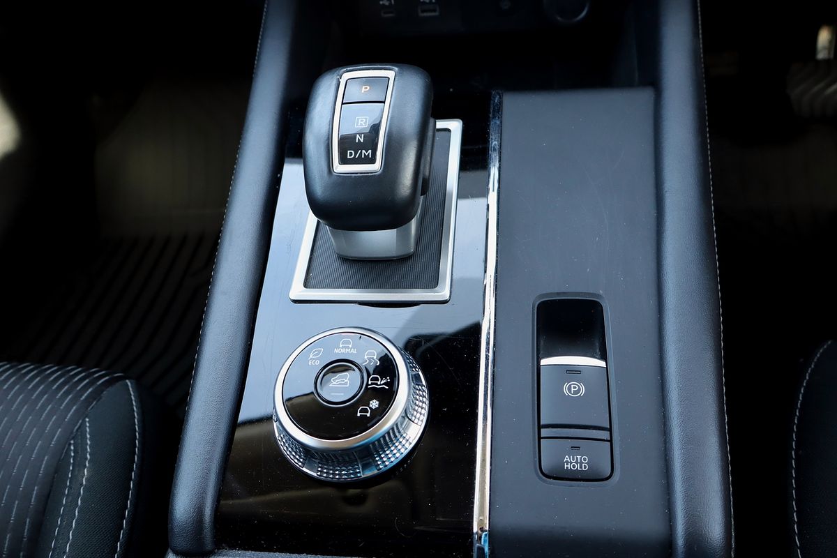 2024 Mitsubishi Outlander LS ZM