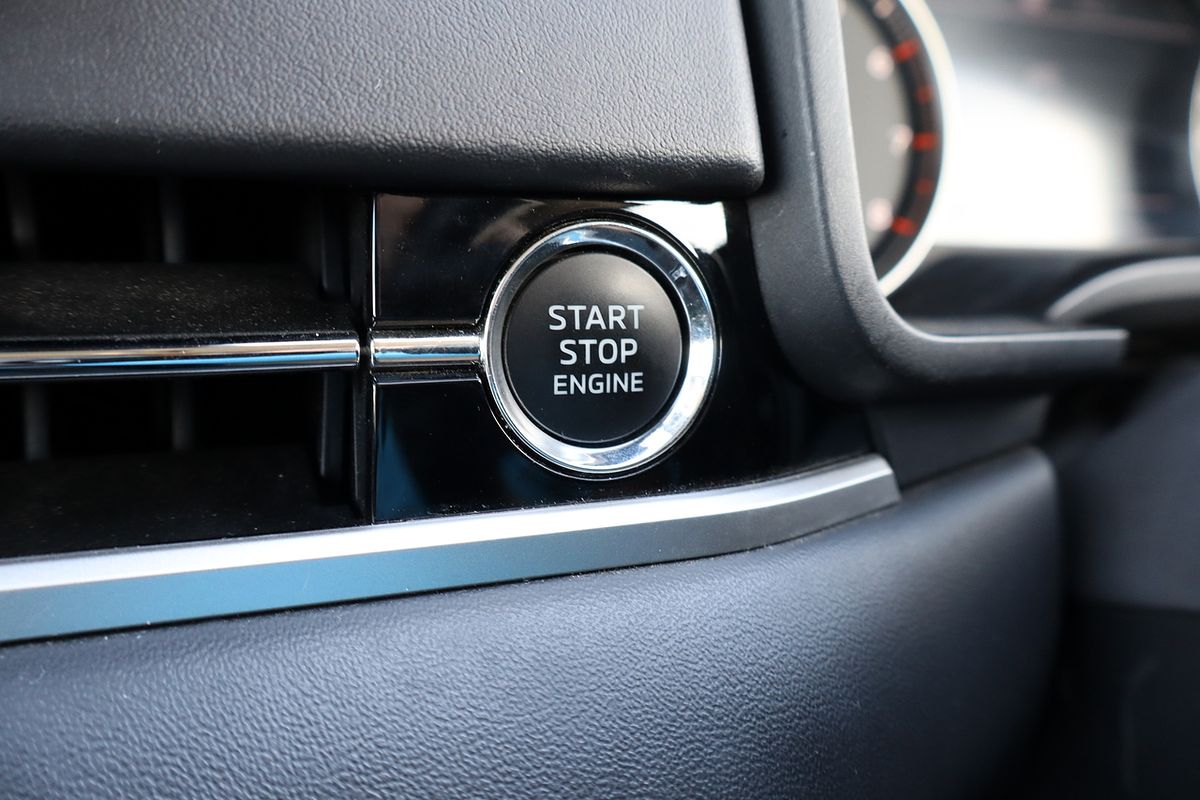 2024 Mitsubishi Outlander LS ZM