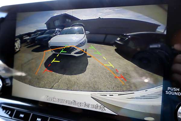 2024 Mitsubishi Outlander LS ZM