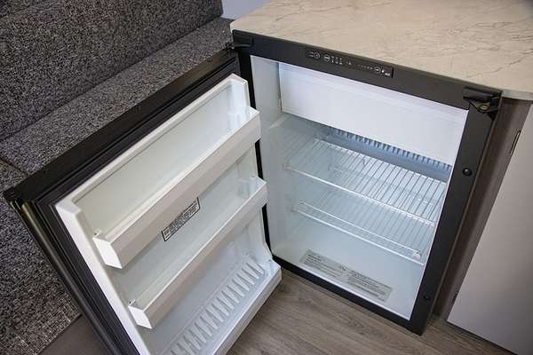 2025 Jayco LARK CAMPER OB.CP-MY25