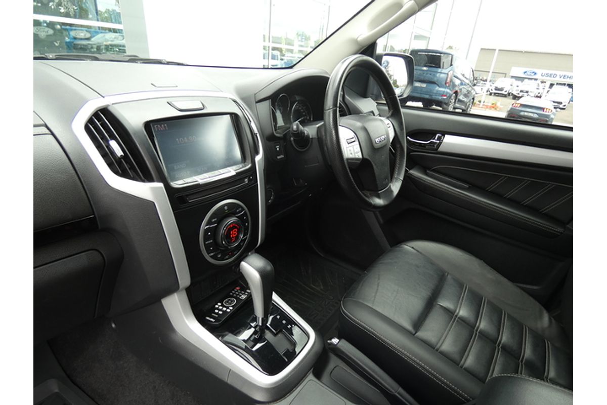 2018 Isuzu MU-X LS-T