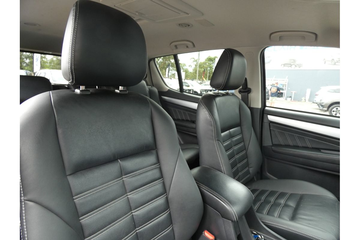 2018 Isuzu MU-X LS-T